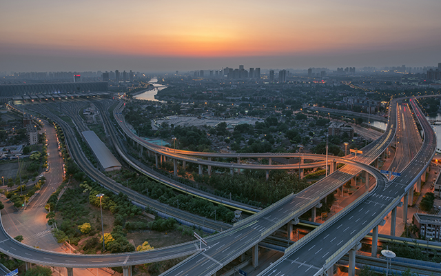智慧軌交自動售檢票系統的組成，國產工控機為其提供安心！